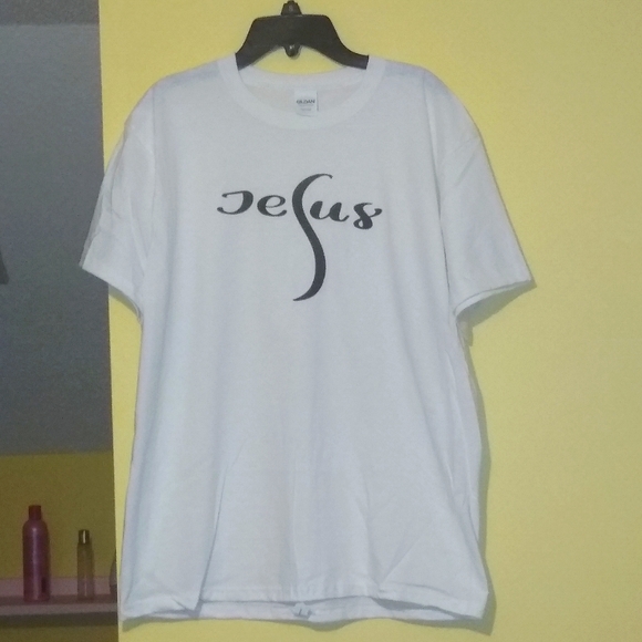 Hanes Tops - Jesus t-shirt
